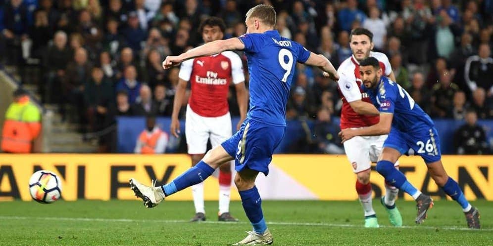 Leicester Sukses Atasi 10 Pemain Arsenal