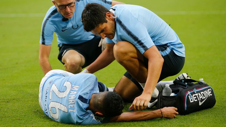 Guardiola Belum Tahu Cedera Riyad Mahrez