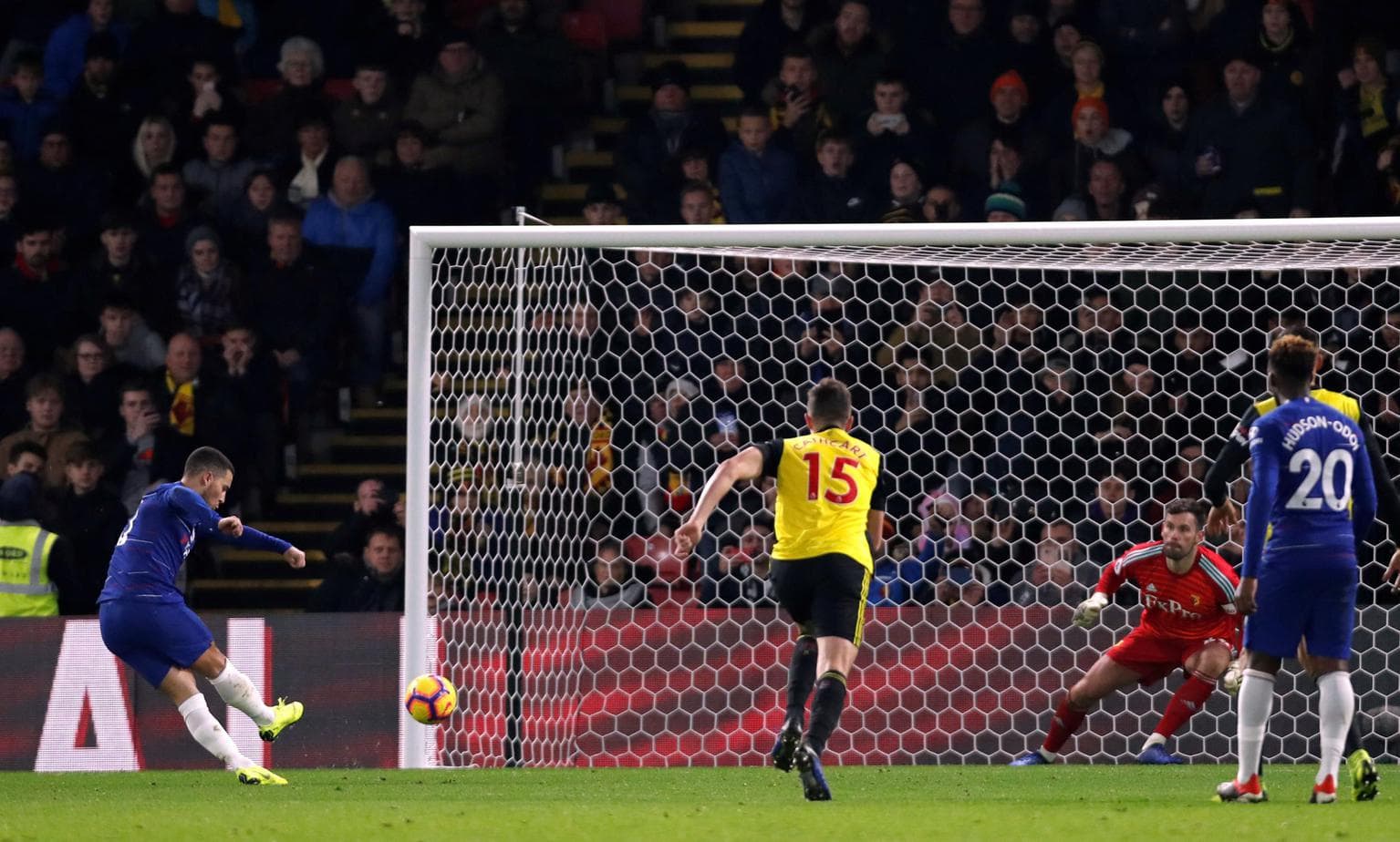 Hazard Bawa Chelsea Menang Di Kandang Watford